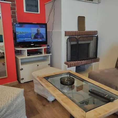 Harmony Sophie's * Neon Rysion