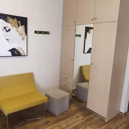 Harmony Sophie's * Neon Rysion